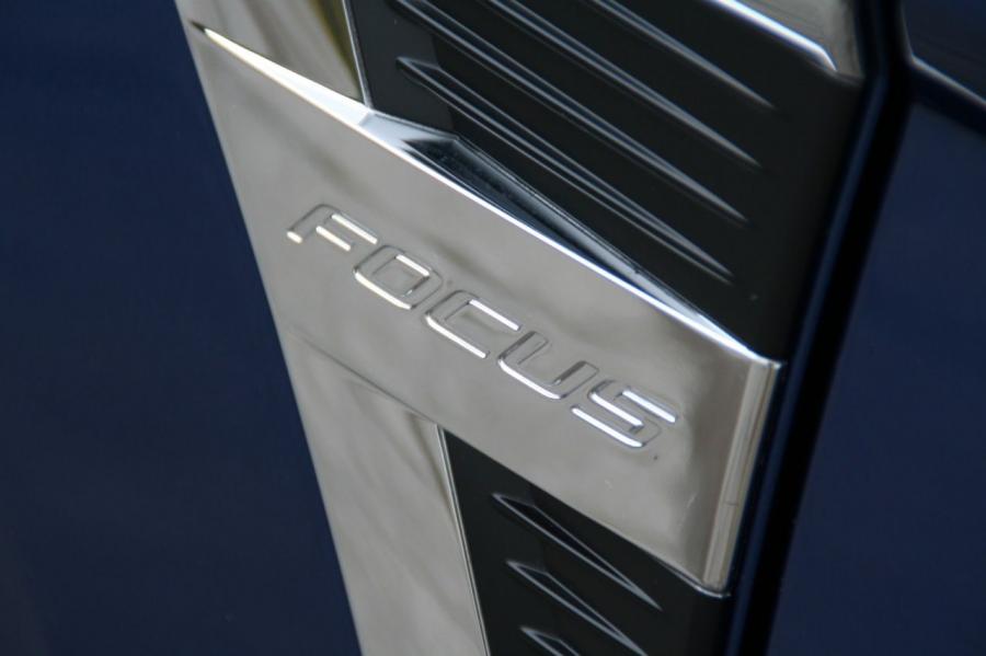  Ford Focus SES Coupe 2008 года  (фото 35 из 44)